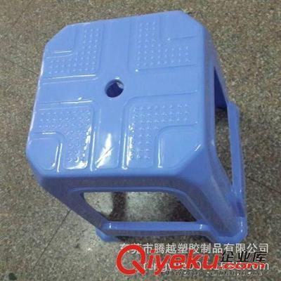 廠家直供藍色塑料方凳子批發 疊放凳 餐椅雪花凳【批發價優】-東莞市騰越塑膠制品提供廠家直供藍色塑料方凳子批發 疊放凳 餐椅雪花凳【批發價優】的相關介紹、產品、服務、圖片、價格東莞市騰越塑膠制品、塑膠卡板;塑膠中空板;塑料箱;塑料籮;塑料零件盒;鐵皮零件柜;防靜電方盤;防靜電靠背椅;防靜電圓凳;整理箱;圓凳;全塑椅